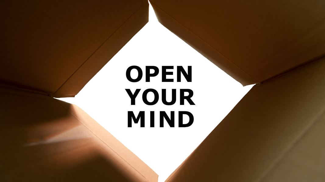 Kutunun Dışında, Geleceğin Işığında: Yaratıcılık Cesaretle Başlar